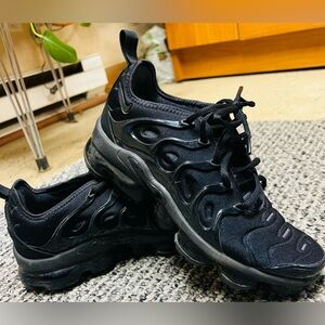 Nike vapor max plus sz 4.5 (6 womens)